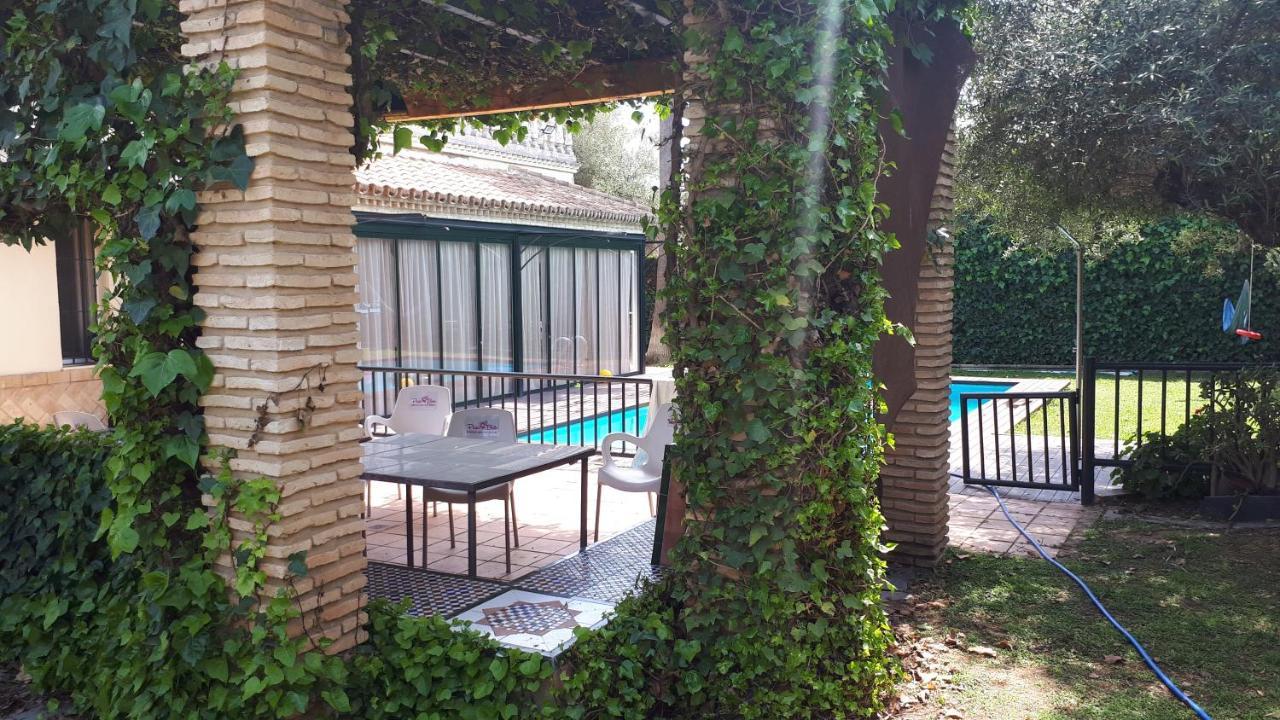 Casa Villa Ladi Umbrete Kültér fotó