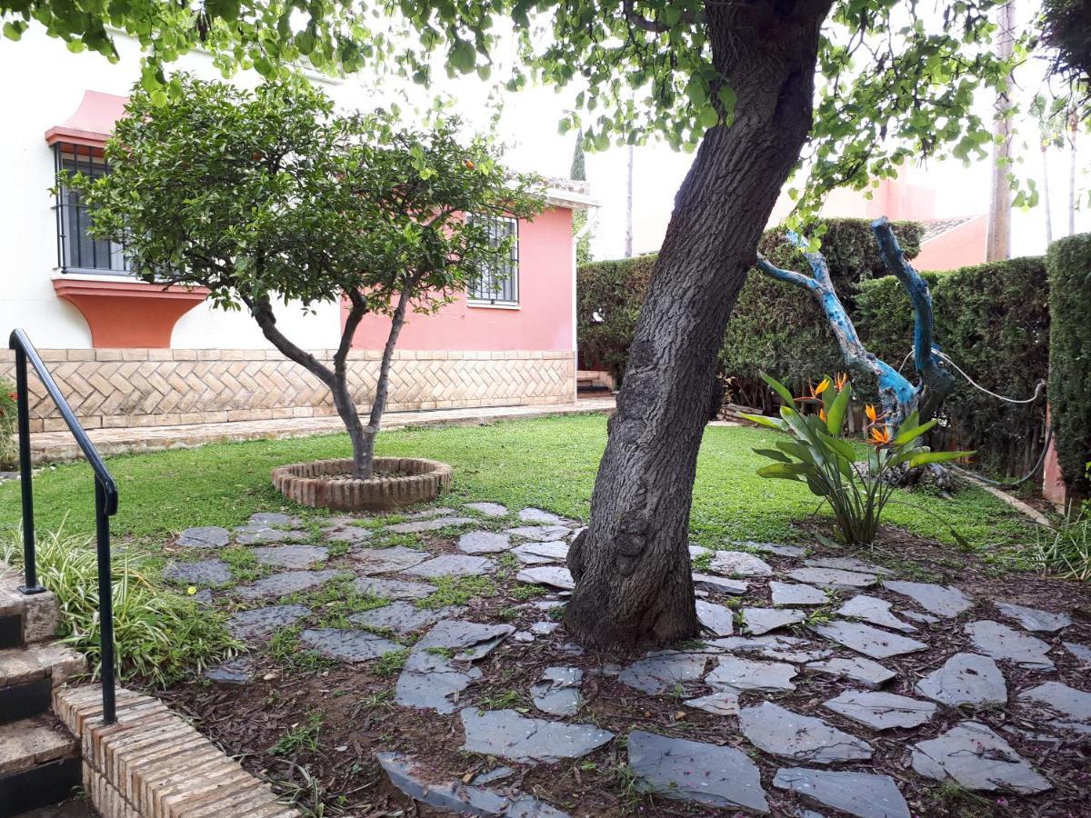 Casa Villa Ladi Umbrete Kültér fotó