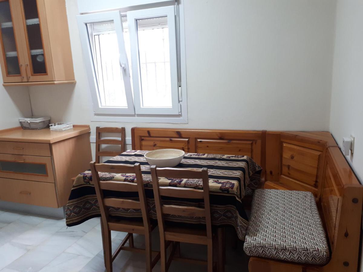 Casa Villa Ladi Umbrete Kültér fotó