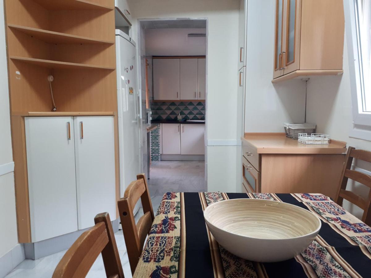 Casa Villa Ladi Umbrete Kültér fotó