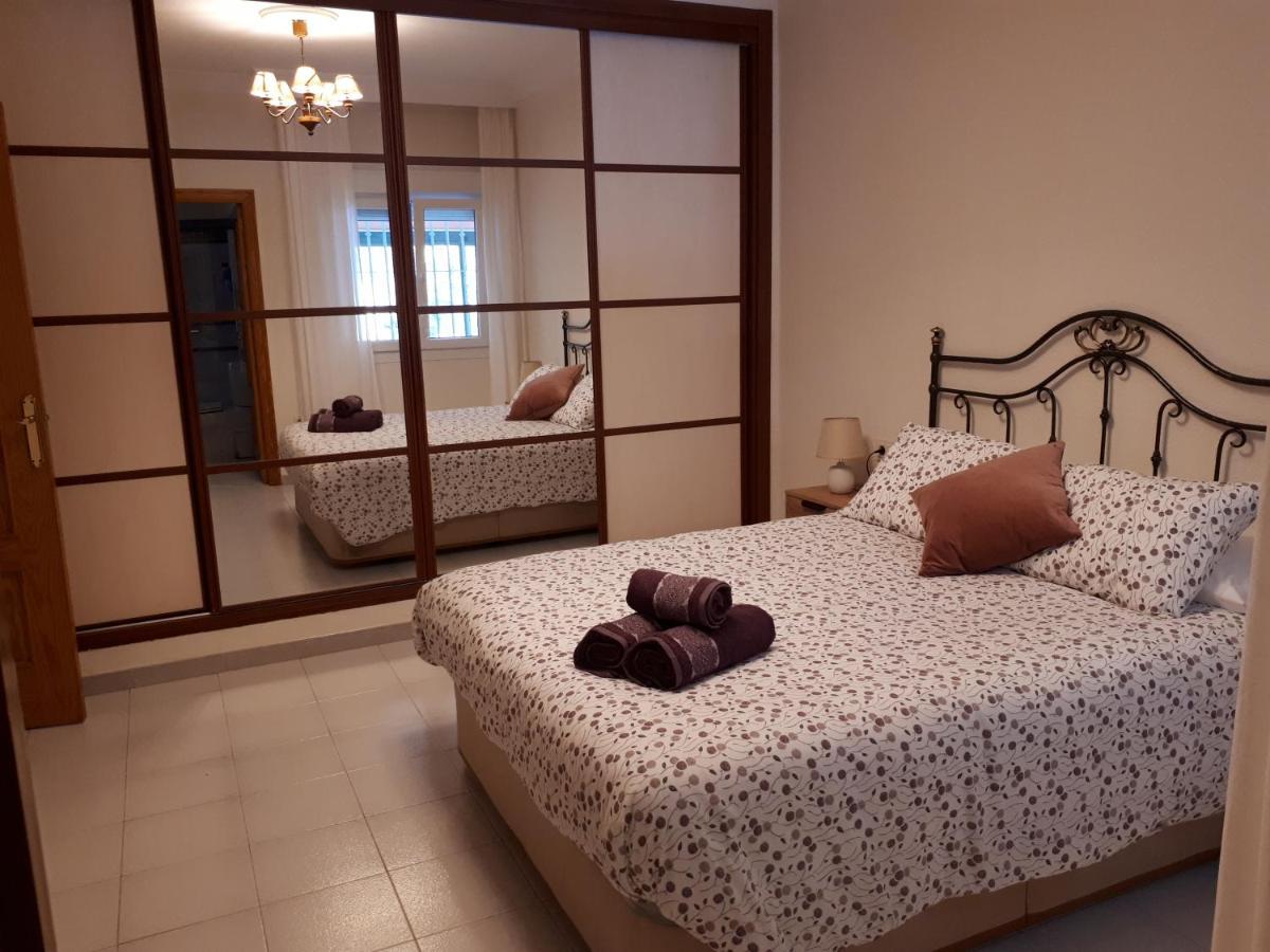 Casa Villa Ladi Umbrete Kültér fotó